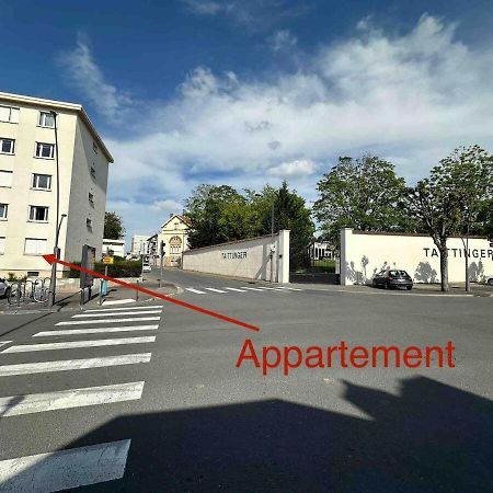 Appartement Au Coeur Du Quartier Taittinger à Reims Extérieur photo