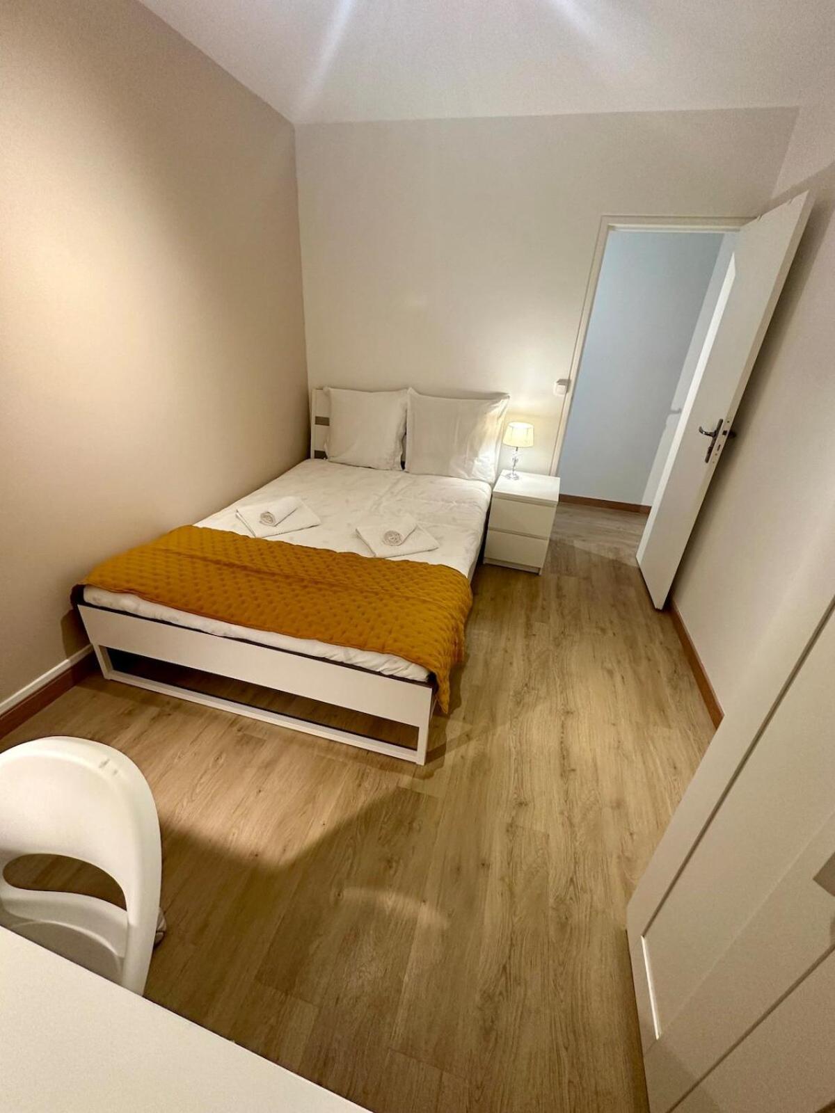Appartement Au Coeur Du Quartier Taittinger à Reims Extérieur photo
